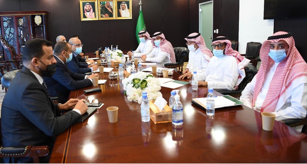 الانتقالي يناقش مع السعودية عودة المناصفة إلى عدن 