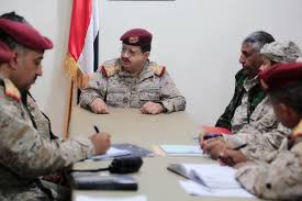 شاهد كلمة وزير الدفاع التي ألقاها اليوم في اجتماع ضم العرادة والعكيمي وكبار قادات الجيش(فيديو)