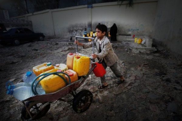 مليشيا الحوثي تحرم سكان صنعاء من مياه الشرب