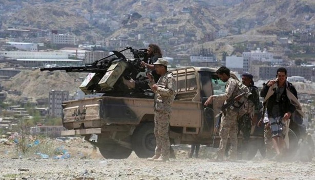 القوات اليمنية تصد هجومًا حوثيًا عنيفًا شرق تعز
