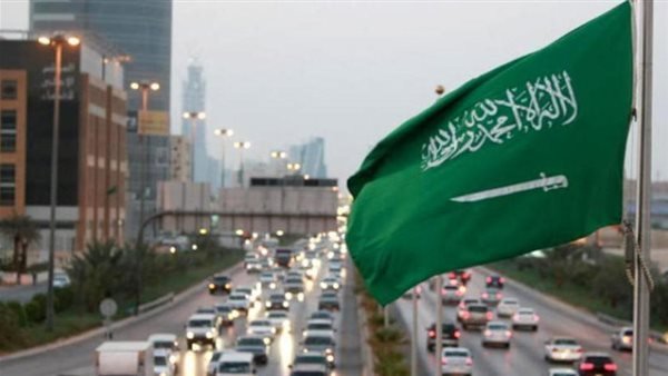 شروط جديدة للسفر عبر الحدود السعودية