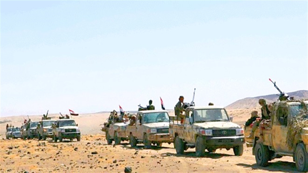 الجيش يكشف حقيقة إرسال تعزيزات عسكرية إلى أبين.. ويحذر من انفجار وشيك