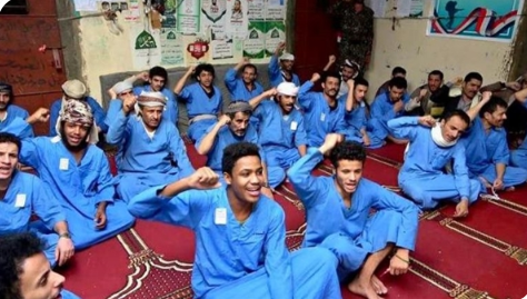 المليشيات تخضع 65 سجيناً في ريف صنعاء لدورات تعبوية وبرامج طائفية