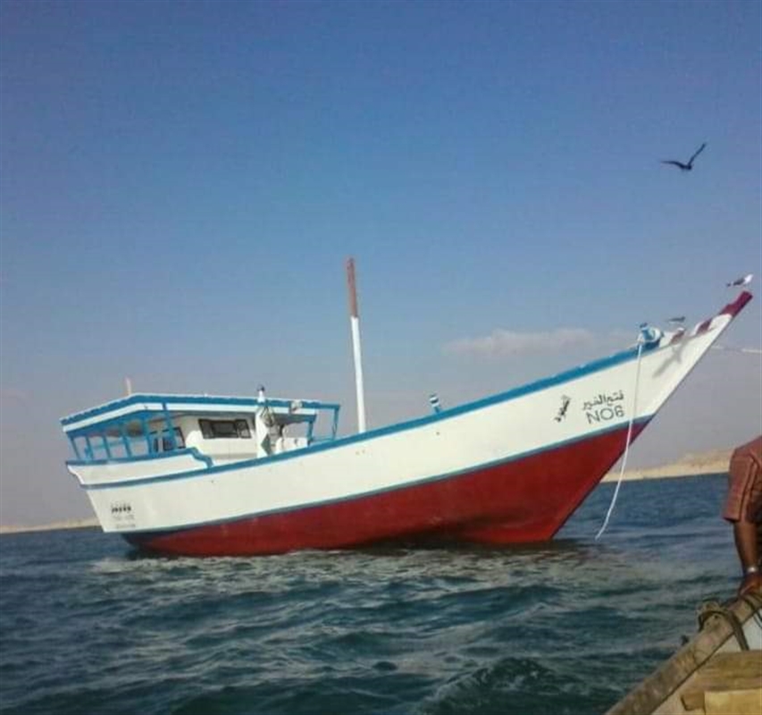 قراصنة صوماليون يفرجون عن 9 صيادين يمنيين بعد أسبوعين من اختطافهم
