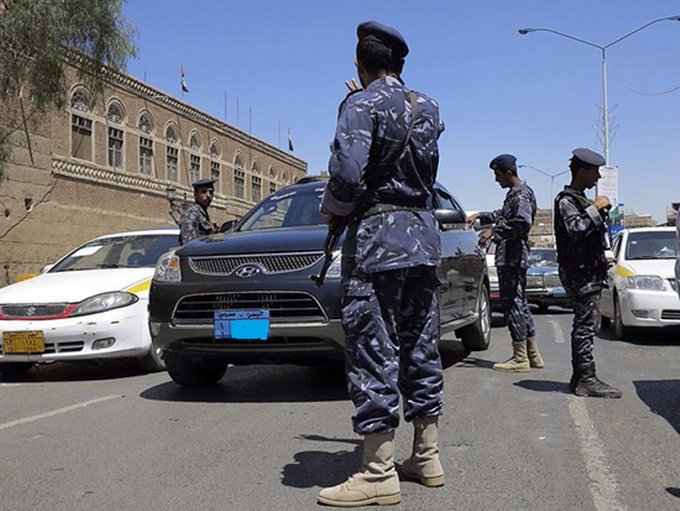 مقتل 4 في تفجير وسط باص لنقل الركاب بصنعاء
