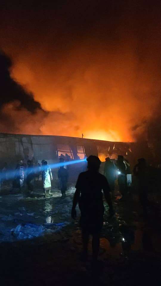 اندلاع حريق في مصنع مياه حبان بشبوة