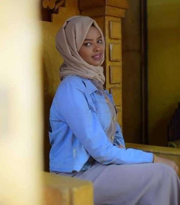 منظمة تدين حكما حوثيا ضد عارضة أزياء