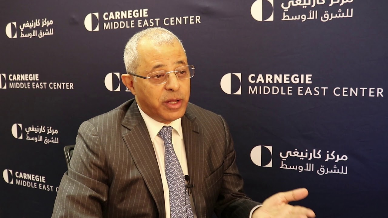 دبلوماسي يمني: القرارات الرئاسية الأخيرة الأهم منذ 2015.. والسبب!