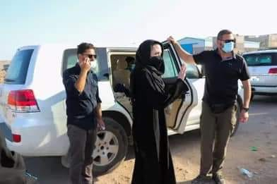 لماذا رفضت جولي توديعها في مطار عدن!