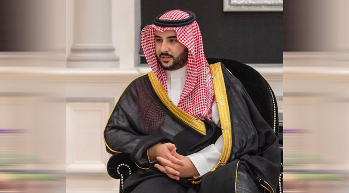 بن سلمان يؤكد دعم المجلس الرئاسي عسكريا