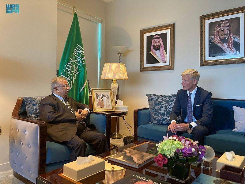 مندوب السعودية بالأمم المتحدة يلتقي المبعوث الخاص إلى اليمن