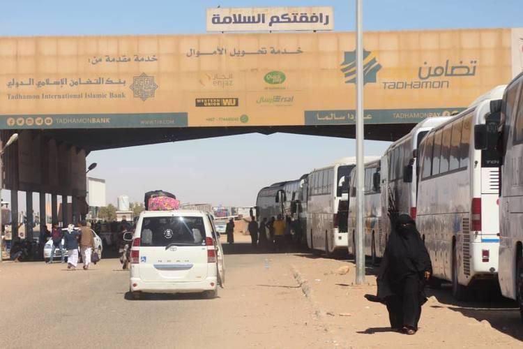  توجيه حكومي  بتخصيص ممرات بالمعتمرين عبر منفذ الوديعة