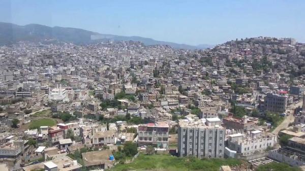 إب.. اتهامات لقيادات المليشيا بالتواطؤ مع ملاك المحطات لرفع سعر تعرفة الكهرباء