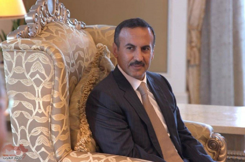 الرئيس العليمي يؤيد رفع العقوبات عن أحمد علي عبدالله صالح