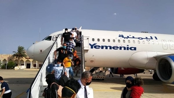توجيه جديد لوزير الصحة للقادمين إلى اليمن
