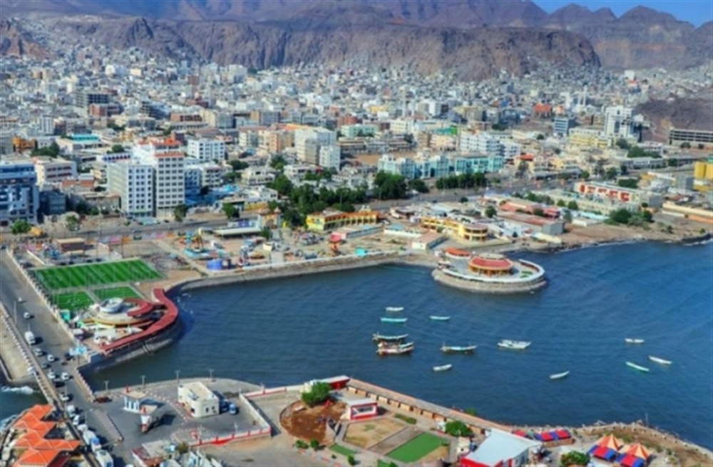 ما وراء وصول خمسة سفراء أجانب إلى عدن؟!