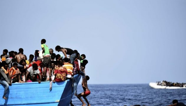 خفر السواحل تعلن انقاذ 26 مهاجرًا قبالة سواحل تعز