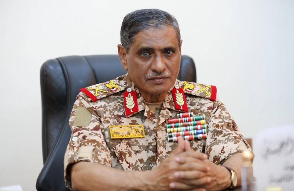 عاجل: الرئيس العليمي يصدر قرارا جمهوريا يطيح بالبحسني