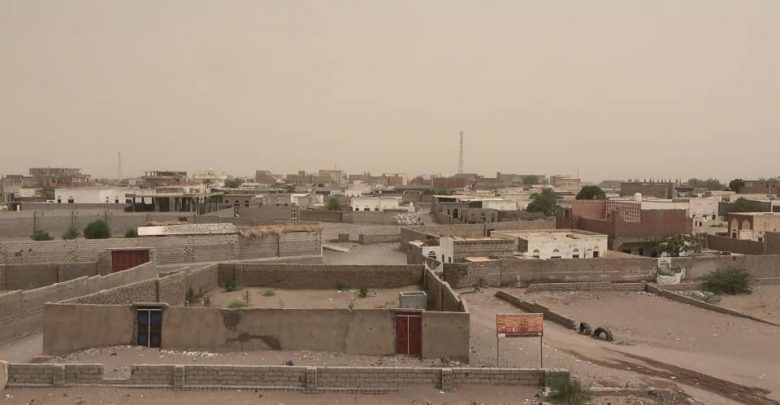 مليشيات الحوثي تستهدف الاحياء السكنية في التحيتا جنوب  الحديدة