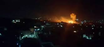 ضربات جوية للتحالف على مطار تعز