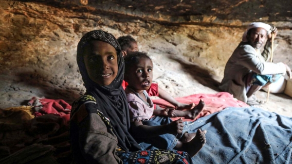 "حكم بالإعدام".. الغذاء العالمي يحذّر من كارثة وشيكة في اليمن جراء نقص التمويل