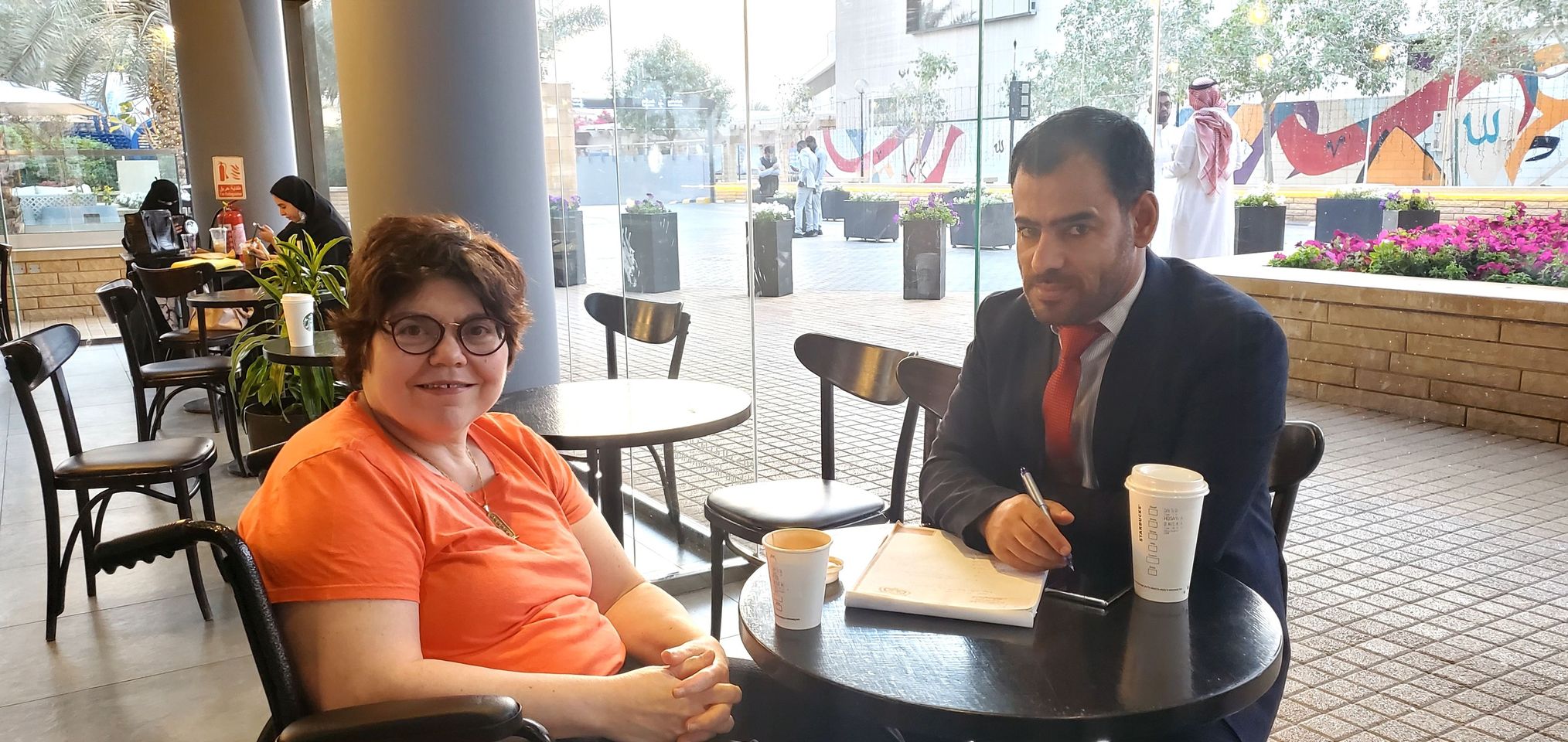 هيئة الكتاب اليمنية تبحث الشراكة مع مكتبة الكونجرس