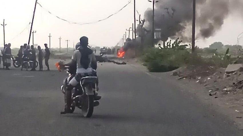 روايتان حول مصير ‘‘السيد’’ بعد انفجار سيارة مفخخة استهدف موكبه