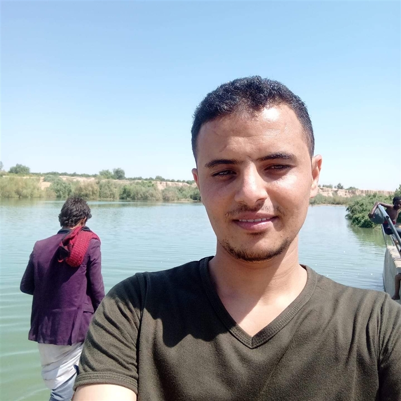 صحفي محرر يكشف عن إصابته بالسكر جراء التعذيب بسجون الحوثي