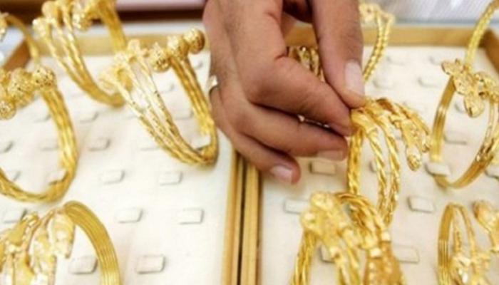 مباشرة من محلات الصاغة.. إليكم أسعار الذهب اليوم الأحد في صنعاء وعدن