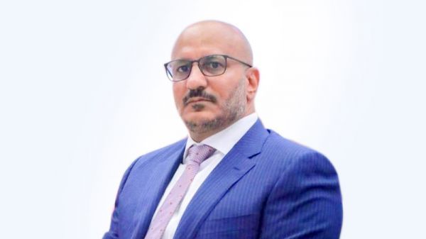 ماذا قال طارق صالح في عيد ميلاد نجله الأسير في سجون المليشيا بصنعاء؟