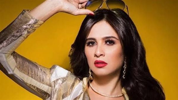 طلاق ياسمين عبد العزيز وأحمد العوضي