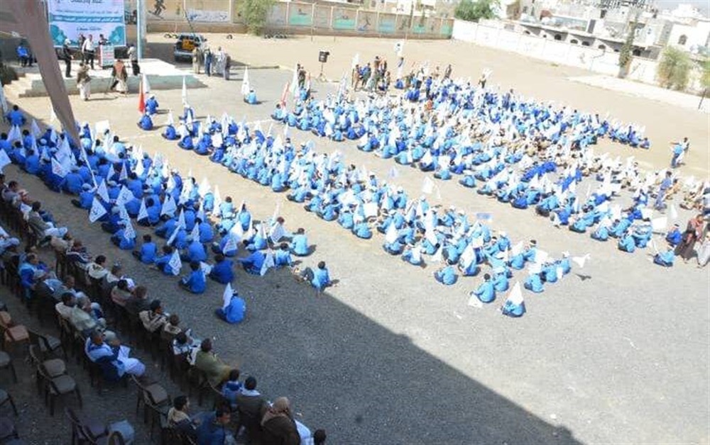 الحوثيون يجندون الطلاب: لجان ميدانية في مدارس صنعاء لجمع بيانات تفصيلية وتكثيف التجنيد