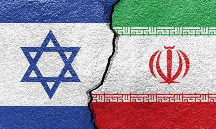 مسؤول يمني يكشف عن طبيعة وأهداف الاشتباك البحري بين إيران وإسرائيل قبالة السواحل اليمنية