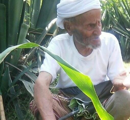 وفاة معمر يمني عن 120 عاما وتسعين حفيدا