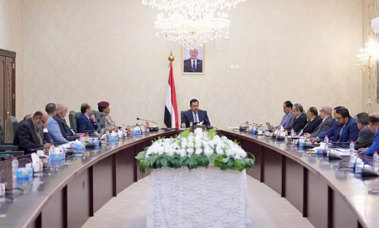 الحكومة توجه قوات الجيش برفع الجاهزية لمواجهة المتغيرات المحتملة