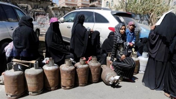 مليشيات الحوثي في إب تمنع وصول غاز صافر لإجبار المواطنين على شراء الغاز المستورد