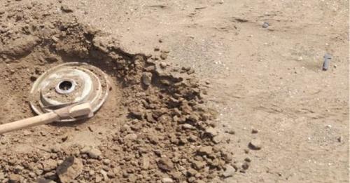 لغم حوثي يقضي على 3 من عناصر الجماعة المسلحة في الحديدة
