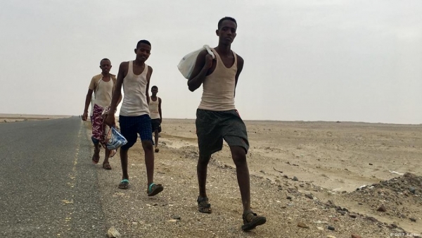 كشفوا عن تجنيد الحوثيين لمهاجرات.. مهاجرون ناجون يروون أهوال محرقة المليشيا بصنعاء