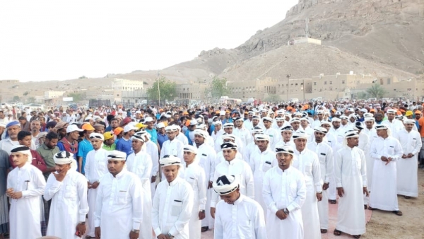 زواج جماعي لـ 96 عريساً وعروس بحضرموت