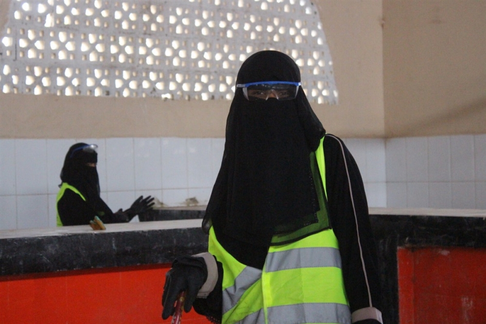 مسؤول حكومي: 600 ألف شخص فقدوا وظائفهم