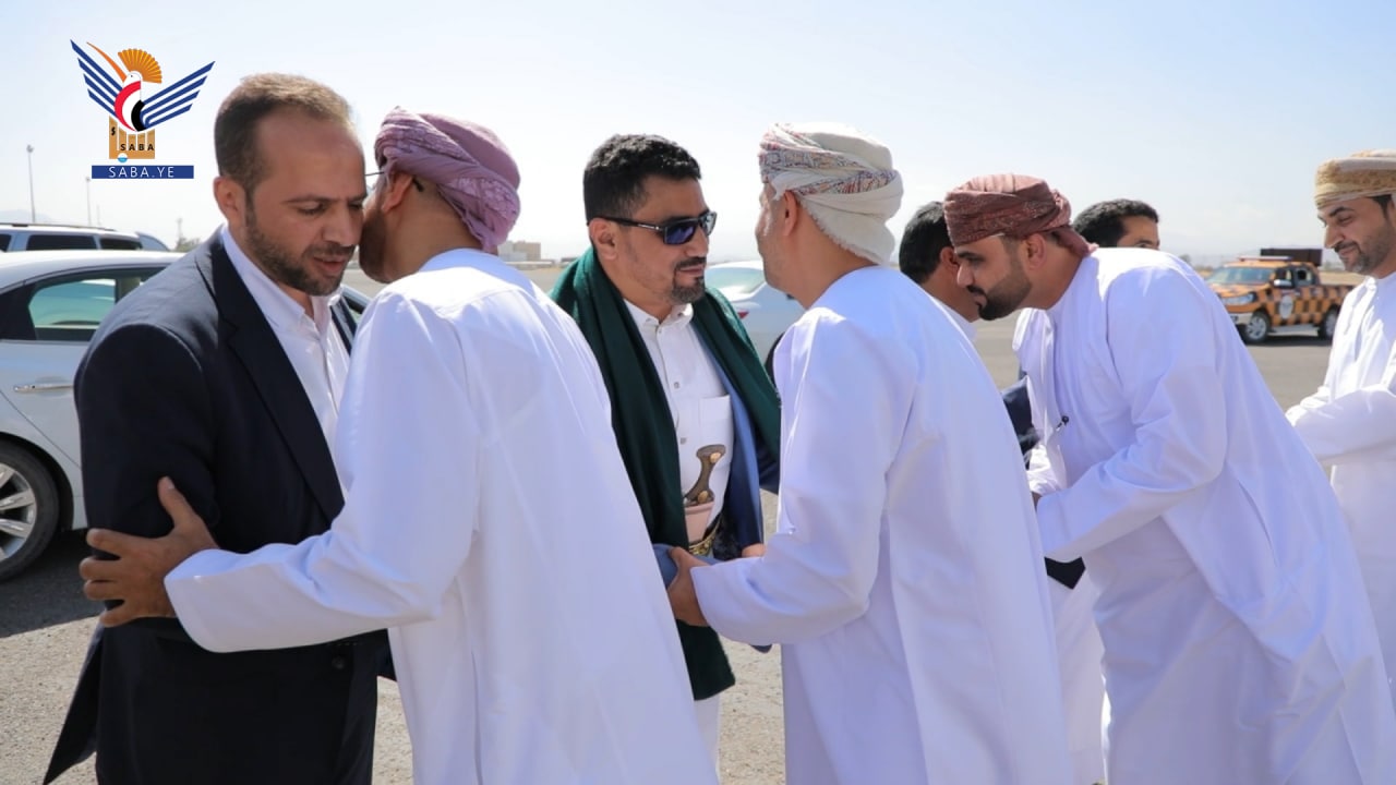 مصادر تكشف عن مقترحات سعودية يحملها وسطاء عمانيون إلى صنعاء وموقف الخوو ثيين منها واشتراطاتهم