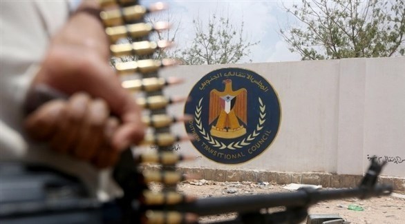 الانتقالي يهدد بمنع اجتماعات الحكومة في الجنوب: "اذهبوا للجحيم أنتم وشرعيتكم"