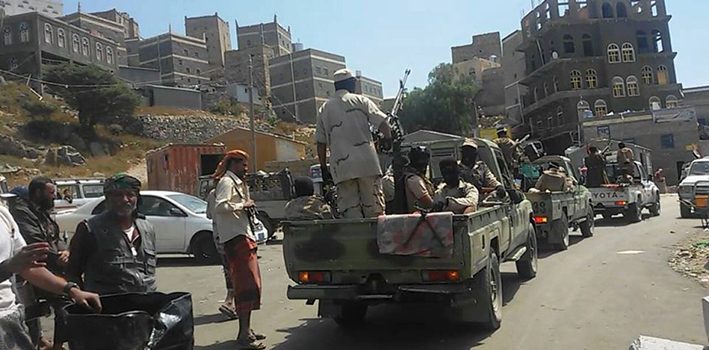 قوات الحزام الأمني بيافع تعتقل قيادات مقاومة آل حميقان رغم مشاركتهم سويا في قتال الحوثيين