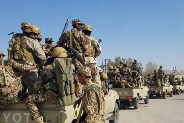 التحالف يدفع بتعزيزات ضخمة إلى مأرب
