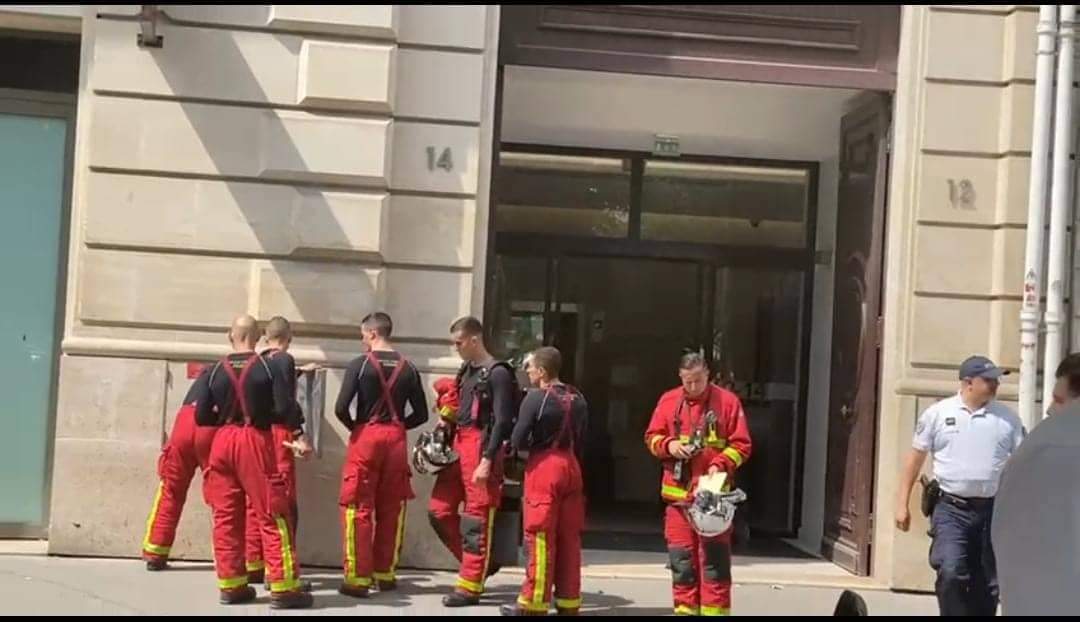 السيطرة على حريق بمبنى مكتب  قناة المغترب الفضائية  في باريس