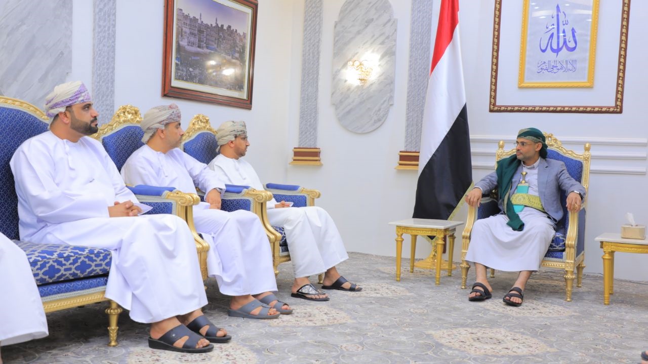 مصادر: غروندبيرغ سيعلن نتائج زيارة وفد عُمان إلى صنعاء