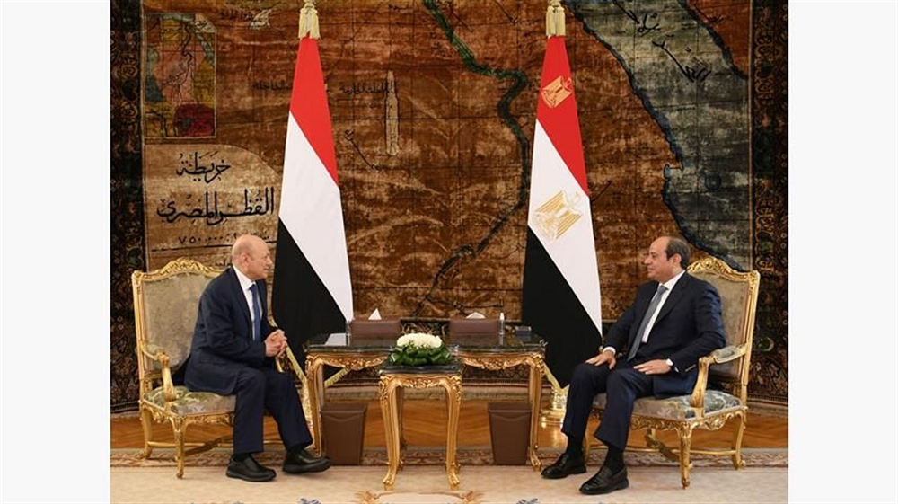 الكشف عن تفاصيل لقاء بين الرئيس العليمي والرئيس المصري عبدالفتاح السيسي