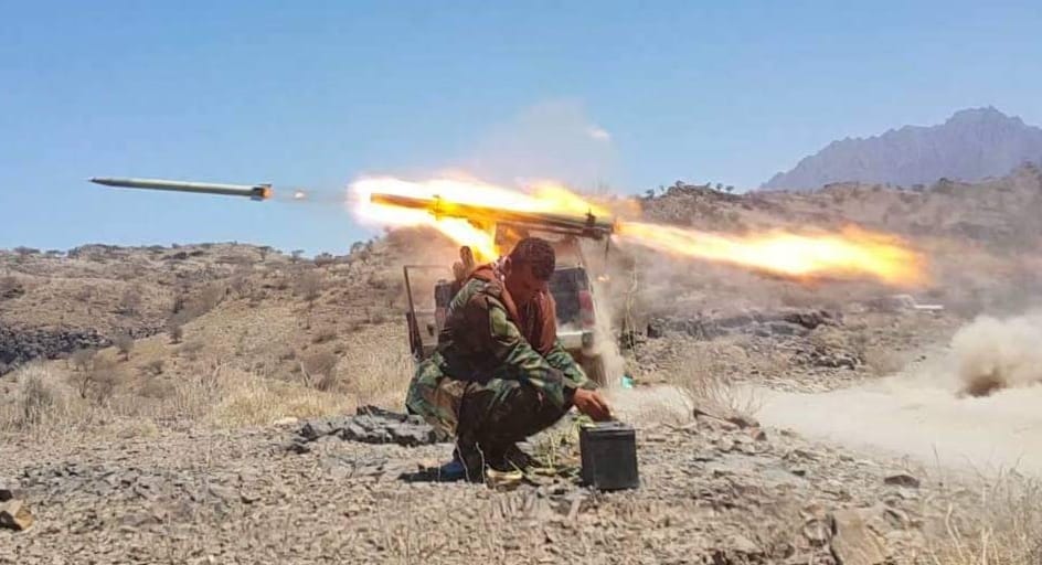 قتلى وجرحى من من عناصر مليشيا الحوثي بعملية نوعية للجيش شمال تعز