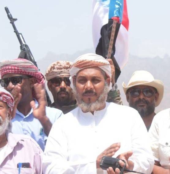 محافظ سقطرى رأفت الثقلي يغادر الأرخبيل متوجها إلى الإمارات