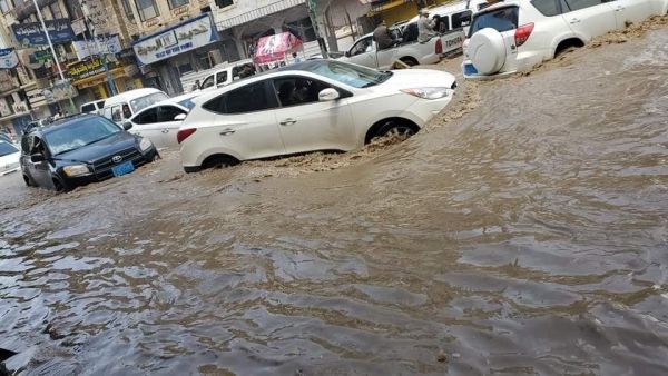 سيول جارفة تودي بحياة رجل ونجله في حجة
